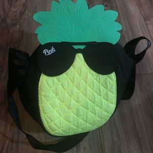 Pineapple mini cooler